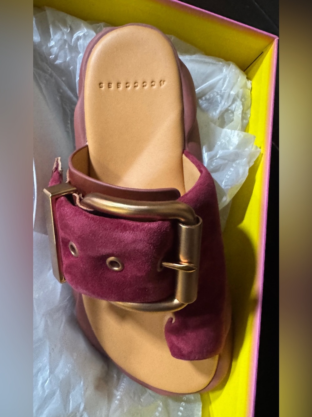 4CCCCEES nwt Mellow Glow Rose 38 8 Women’s Burgundy Suede Slides Sandals 7.5 new - Picture 6 of 6